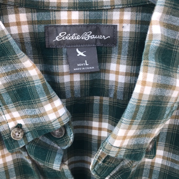 3/$20 Men’s Eddie Bauer Green/ Tan/White Relaxed Fit Plaid Button Down Top - Picture 3 of 4